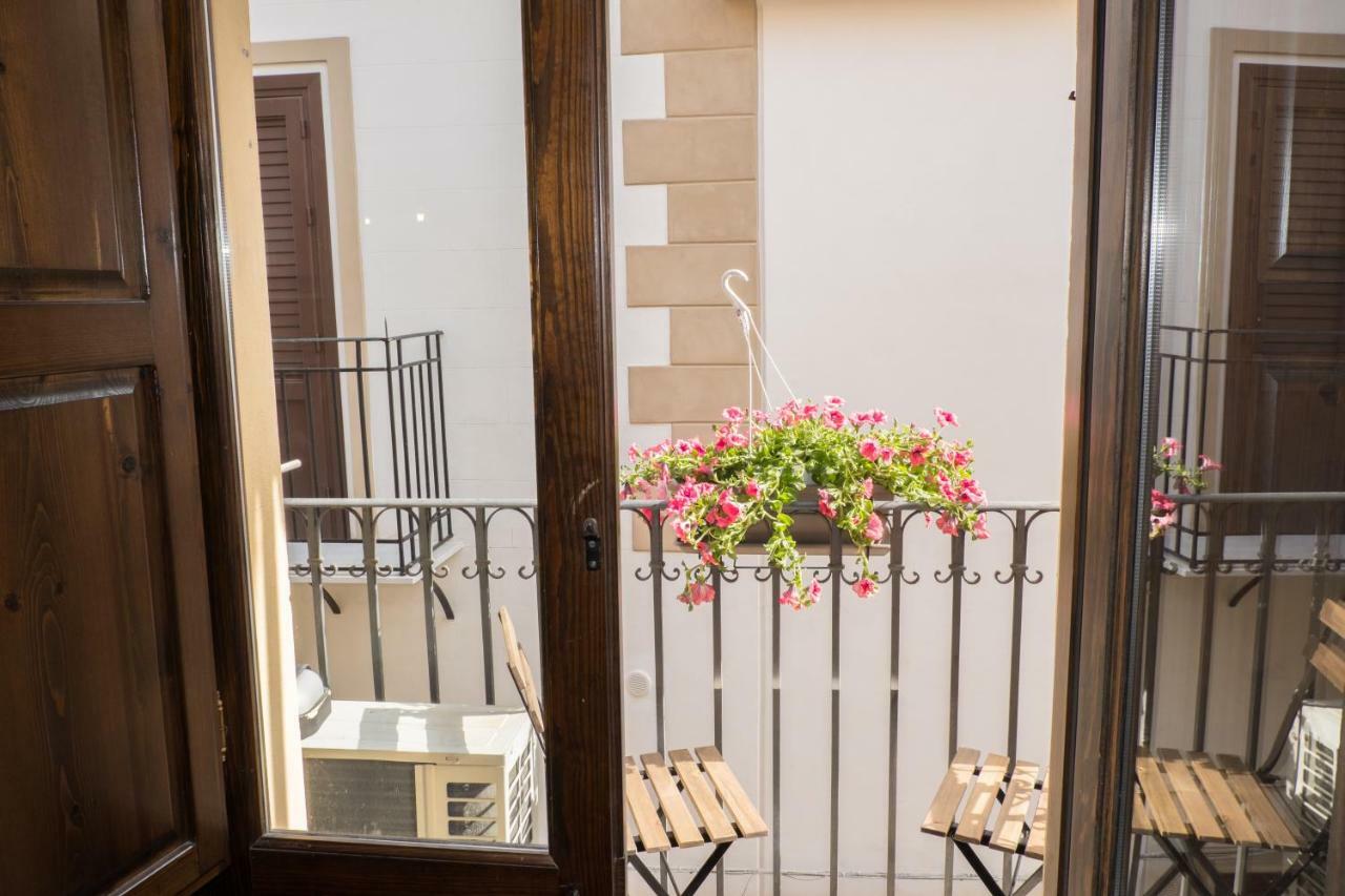 Centro Storico Casa Dell'Orologio Apartment Palermo Ngoại thất bức ảnh